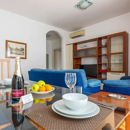 Apartment Amazing House In Porta Venezia By Easylife Milan