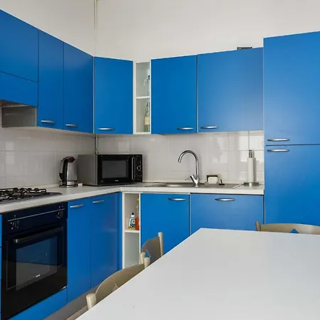 Amazing House In Porta Venezia By Easylife Apartment Milan