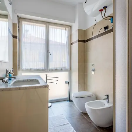 Amazing House In Porta Venezia By Easylife Apartment Milan