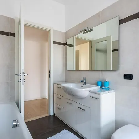 Amazing House In Porta Venezia By Easylife * Milan